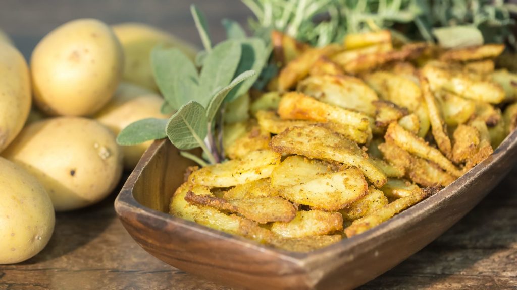 Patate al forno: il segreto per renderle dorate e croccanti